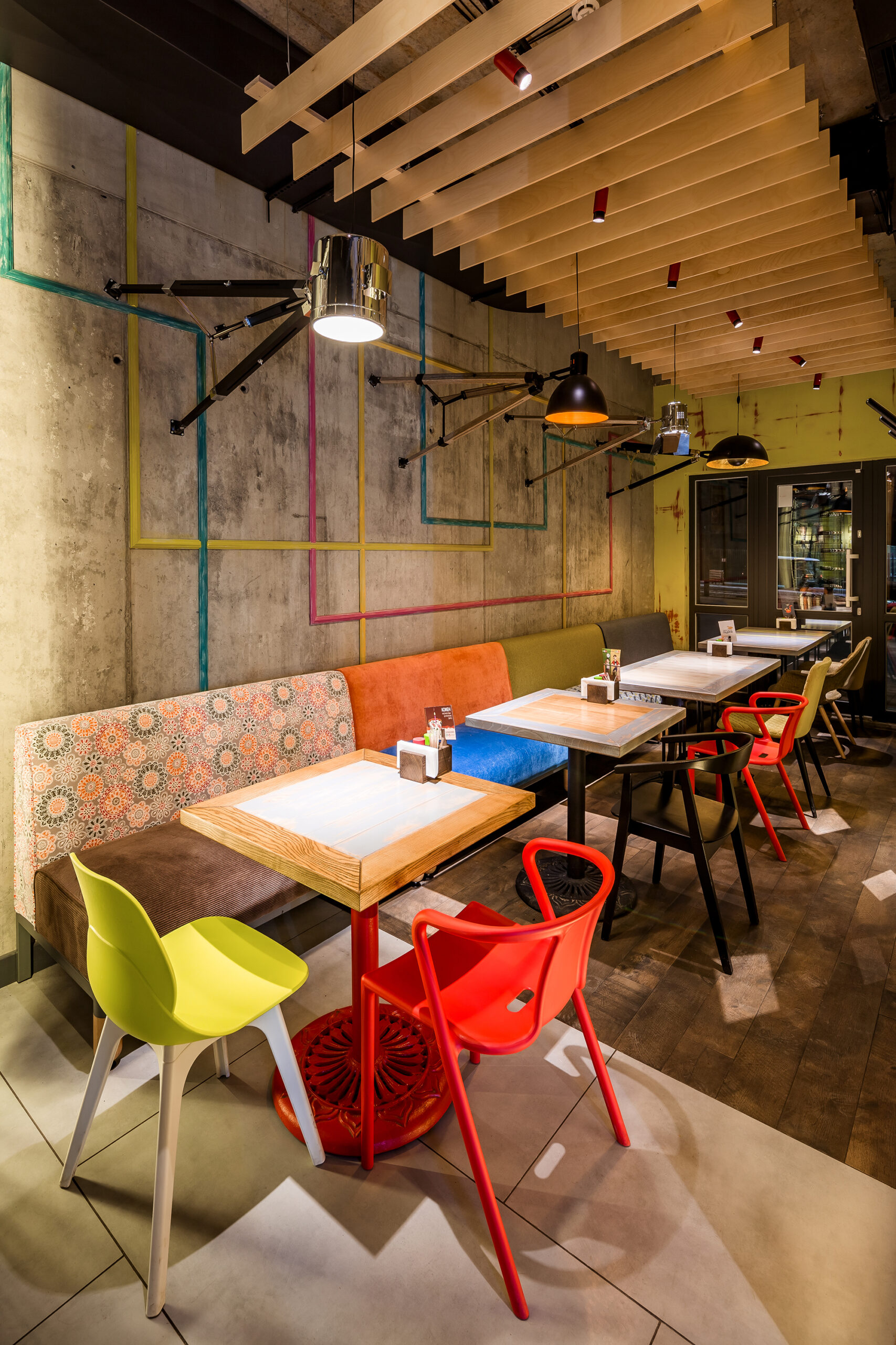 celentano_restaurant_pizzeria_interior_design_NBrytaniya-photos (4)
