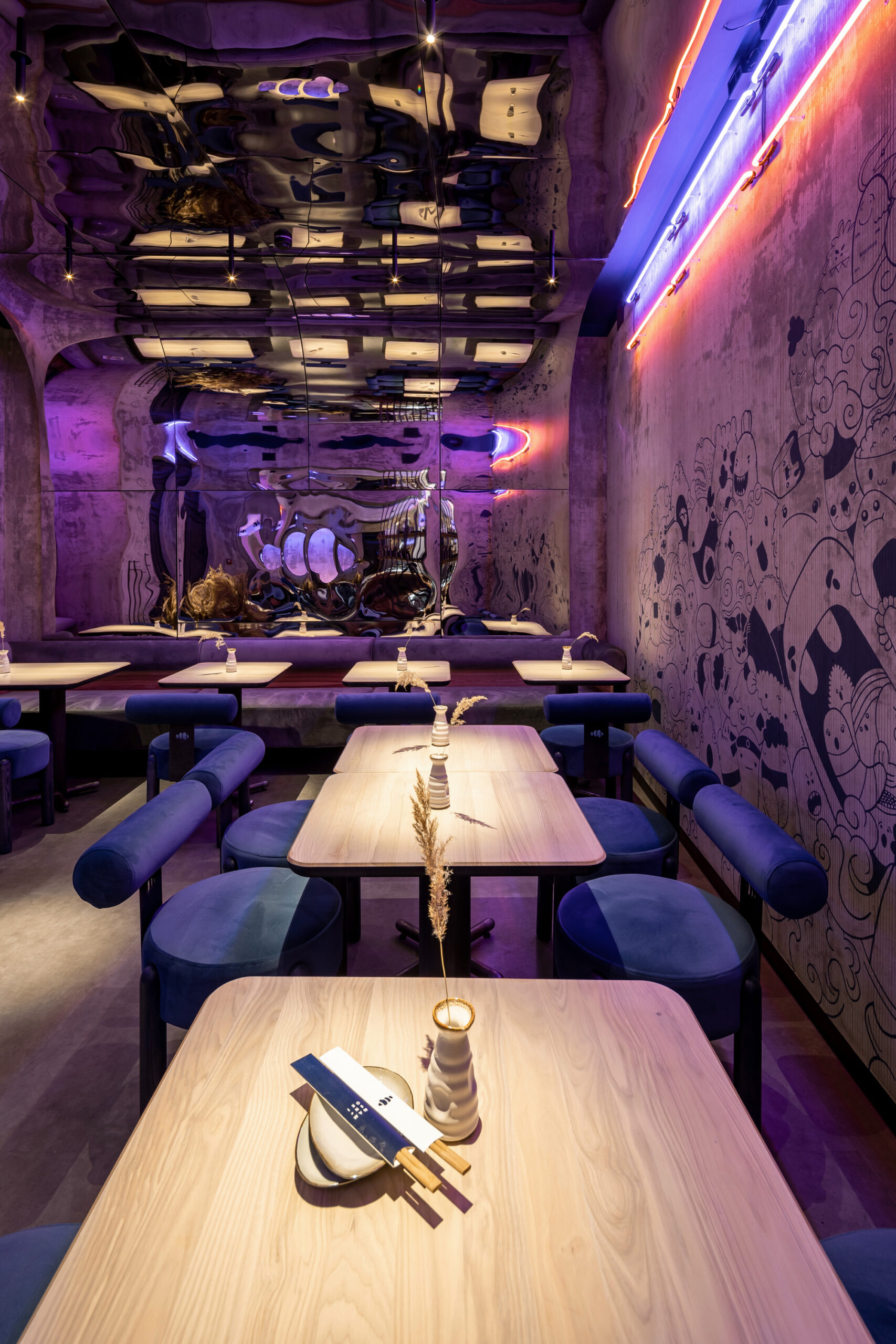 asian_restaurant_interior_design_mamenori_sushi_night (19)